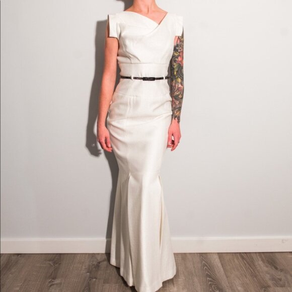 White Asymmetric-Neck Mermaid Gown - Picture 13 of 14